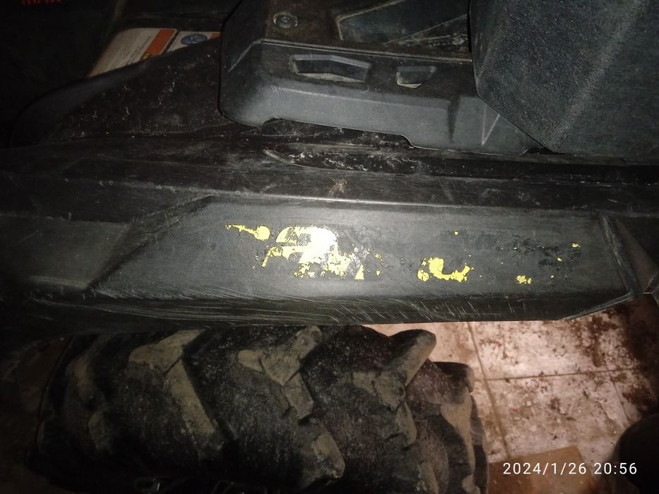 Napisy frezowane Can am Outlander Can-am złote