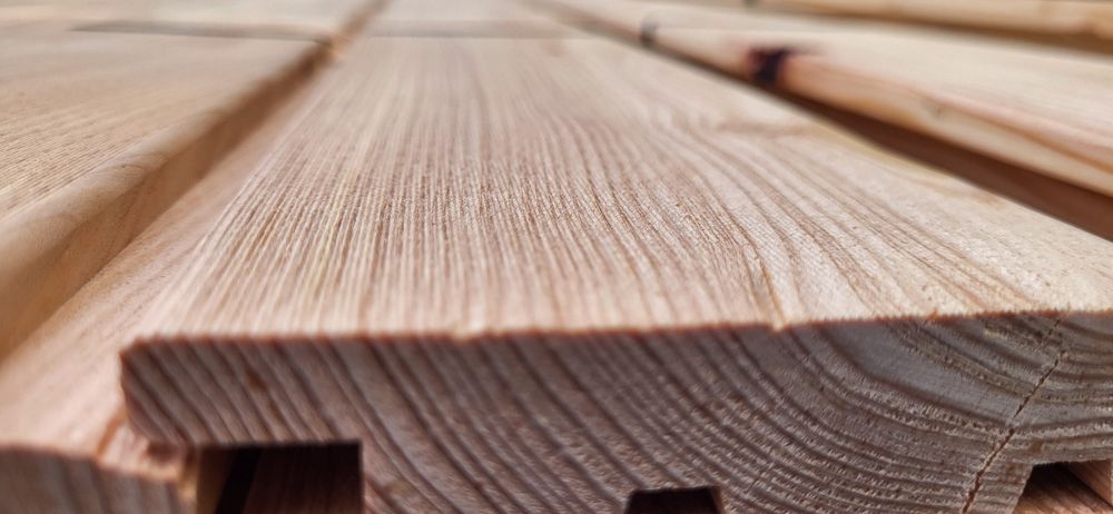 Deska 22x121 MODRZEW DAGLEZJA  podbitka boazeria elewacyjna