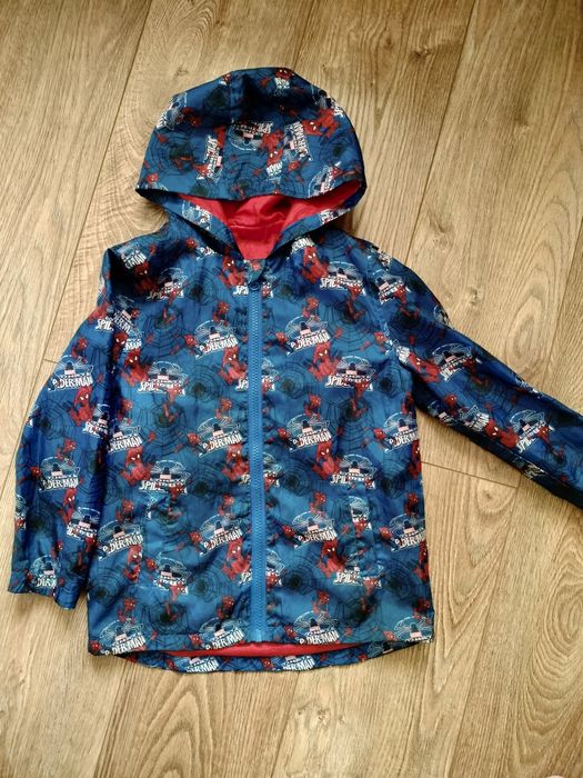 Продам легеньку вітровочку