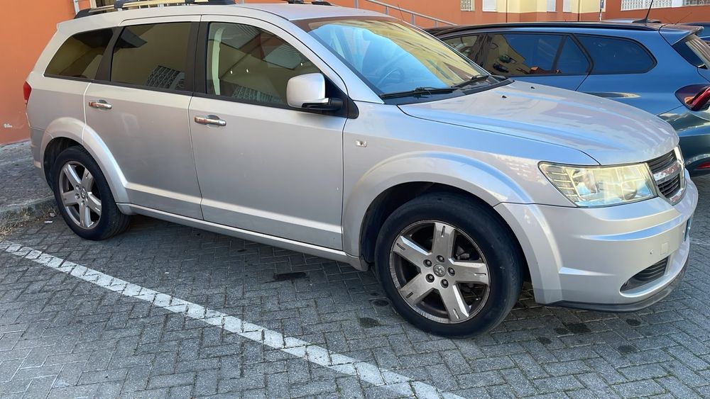 Dodge Journey 2.0. (2010)