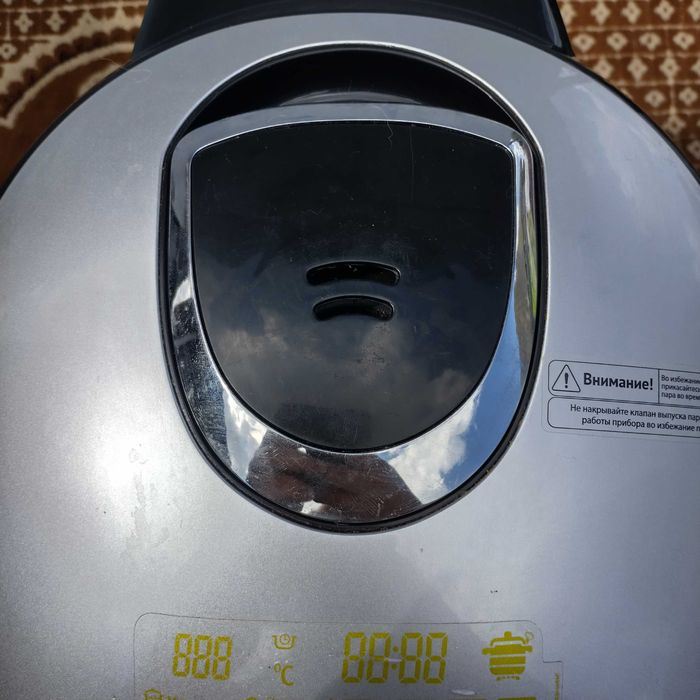 Мультиварка Polaris PMC 0529 ADS