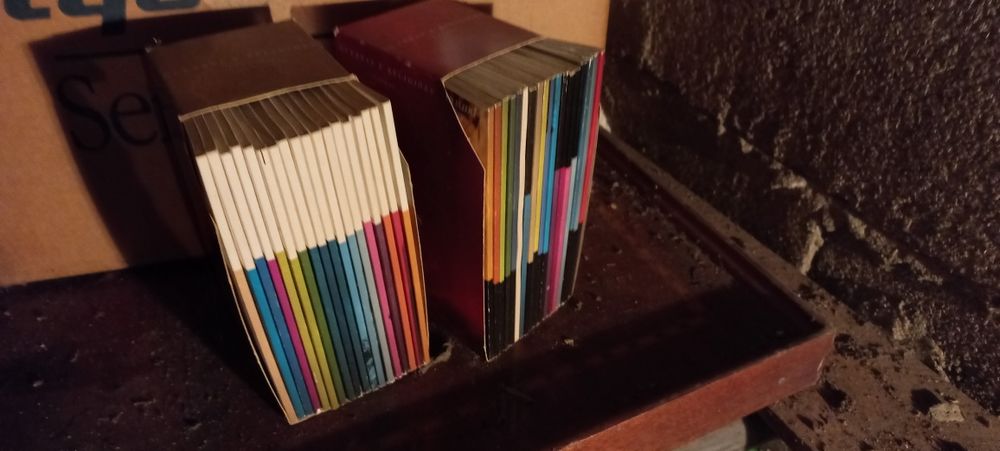 Livros pequenos..