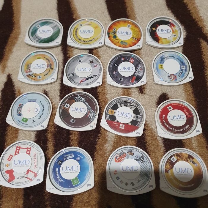 Лот игры Daxter, transformers, gta для sony psp