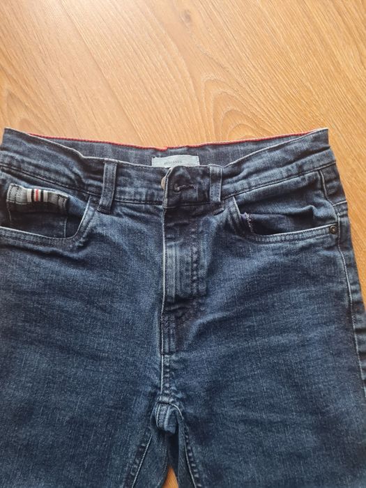 Spodnie jeansowe chłopięce.  Rozmiar z metki 152.