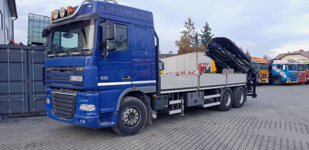 DAF  DAF 6 x 4 + Fassi 520