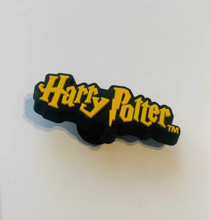 Oryginalne przypinki Harry Potter na Crocsy