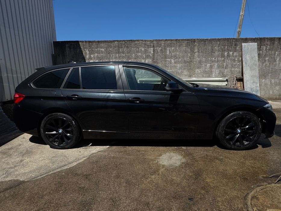 SINISTRADA BMW 320i Motor B48 Sport Automática 2016 F31
