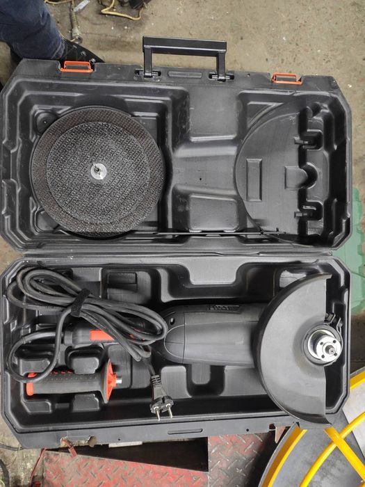 Відбійний молоток оренда/прокат