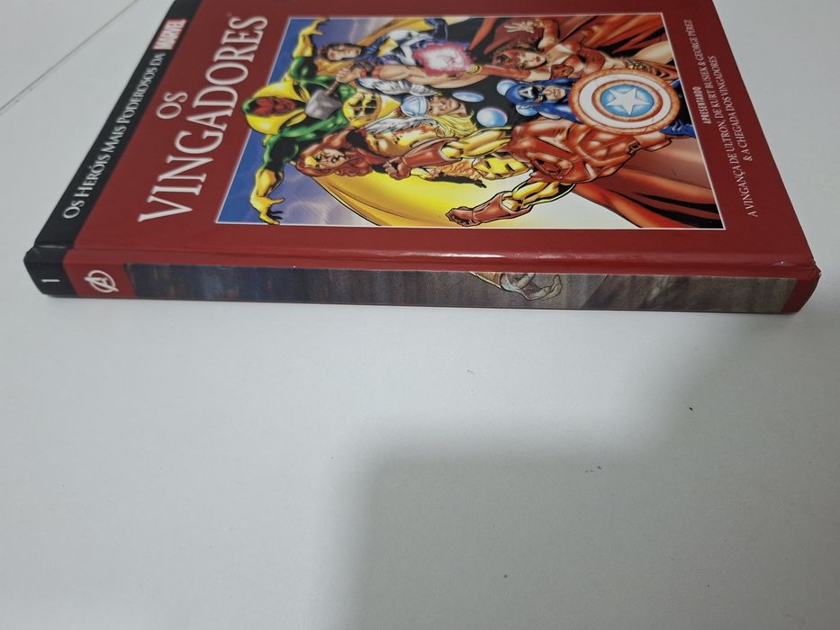 Livro Os Vingadores