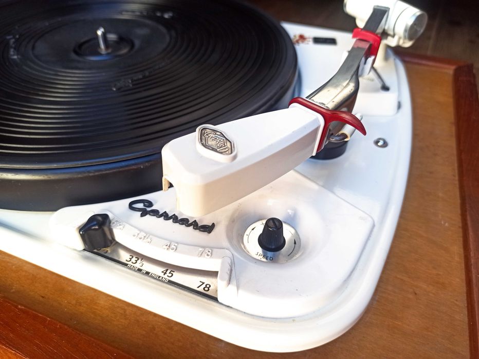 Програвач Garrard 4hf