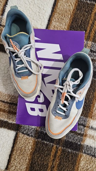 NIKE SB DAY ONE rozm. 37,5
