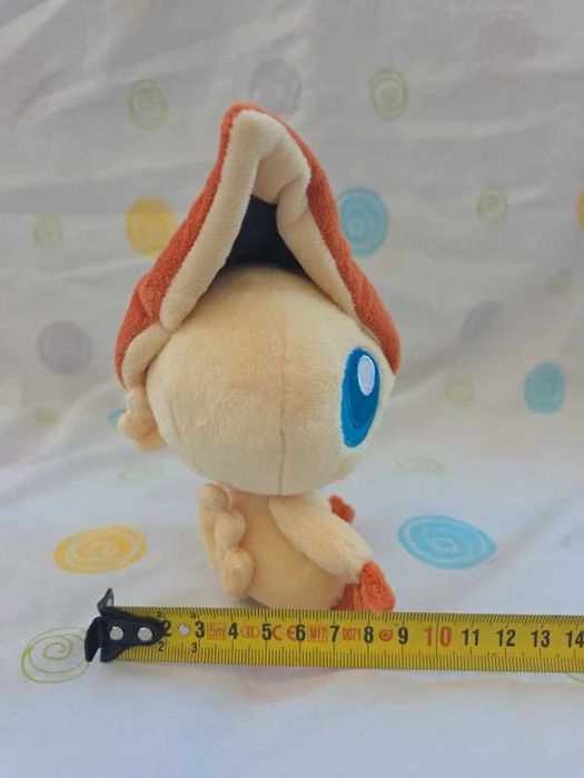 pokémon peluche do pokémon Victini pokémon center pokédoll