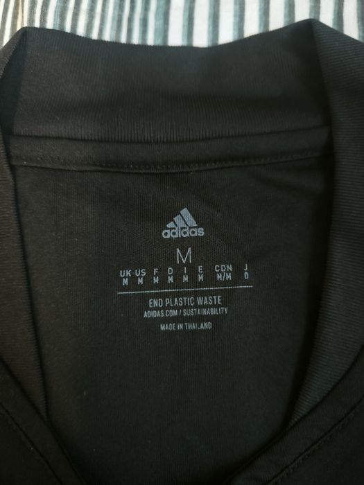 T-shirt Adidas M nova