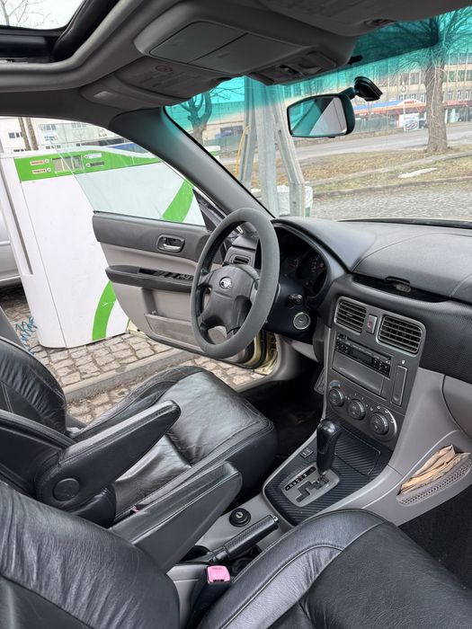 Subaru Forester 2.0 Turbo