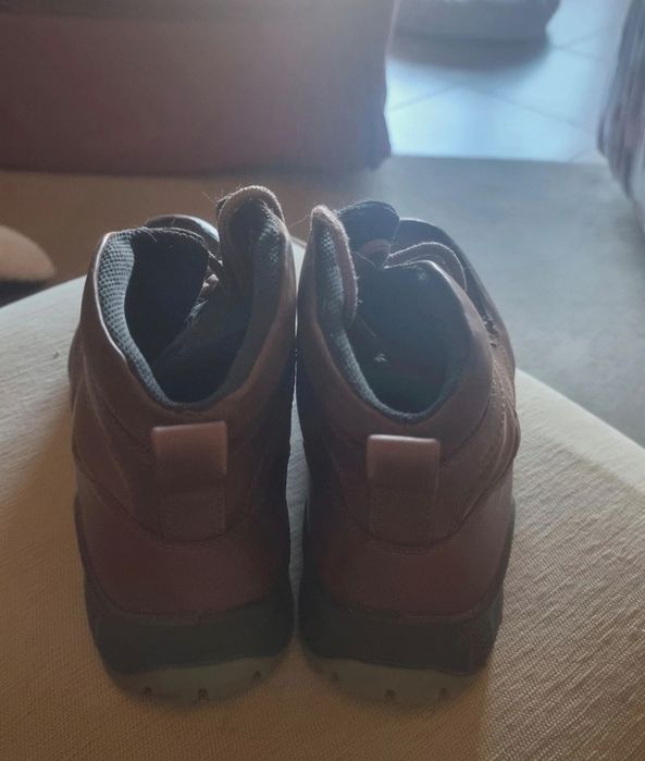 Botas Ecco Track 25