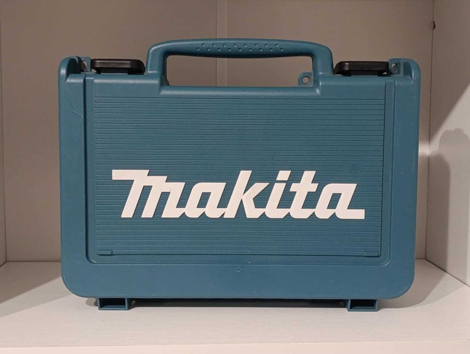 walizka makita DF330DWE