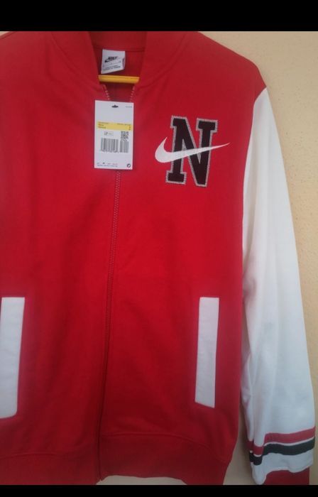 Casaco da Nike vermelho