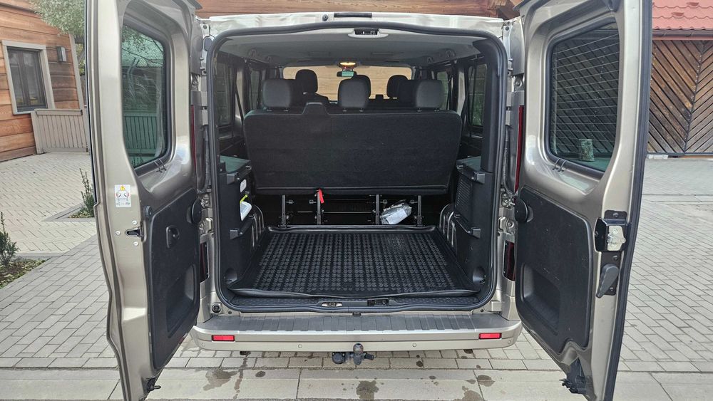 Wynajem Busa 9 osobowego Fiat Talento Renault Trafic