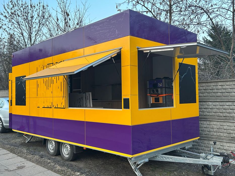 Sprzedam przyczepę gastronomiczną - lodową.