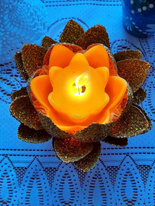 Świeca LED Kwiat Lotosu – lampa dekoracyjna