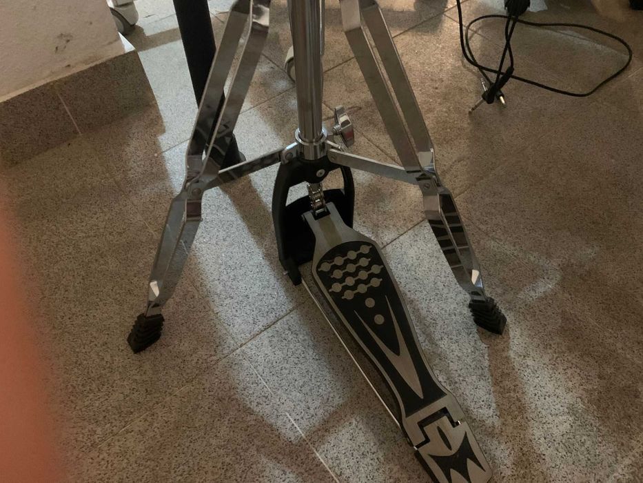 Bateria eletrónica Millenium MPS-850 E-Drum Set