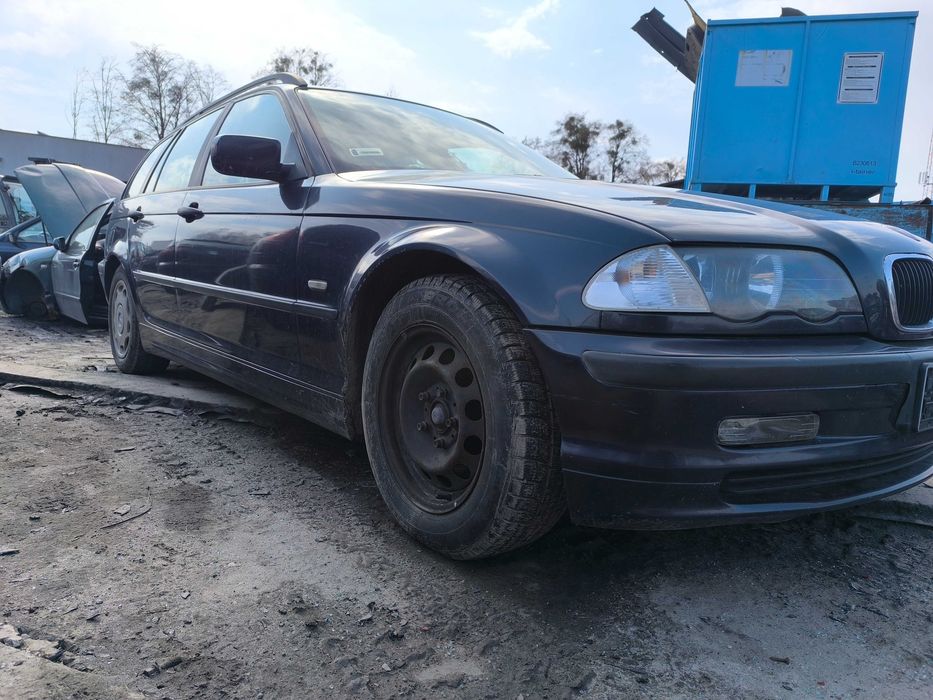 BMW E46 318i Nie Sprzedajemy Aut w Całości Zapraszamy