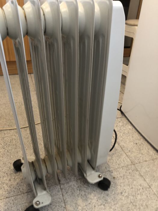 Ferro de engomar e aquecedor