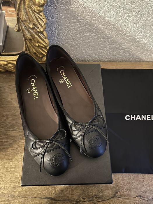 Балетки в стилі Chanel чорні