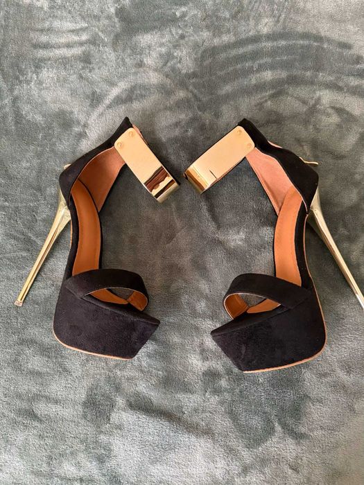 Sandały na szpilce 16 cm 2 kolory