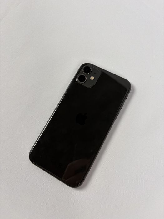 iPhone 11 em bom estado