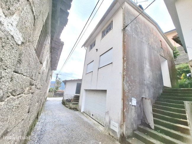 Moradia T3 para venda em Bouro (Santa Maria), Amares, Braga