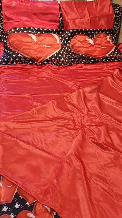 Турецкое постельное белье Сердца  Евро 200х220  Exclusive Sateen Amore