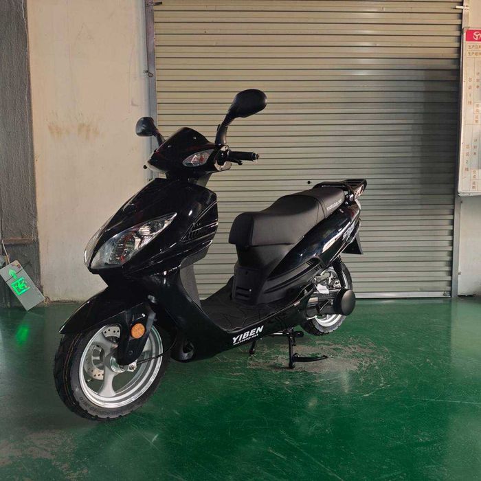 Скутер  STORM YB150T-15D