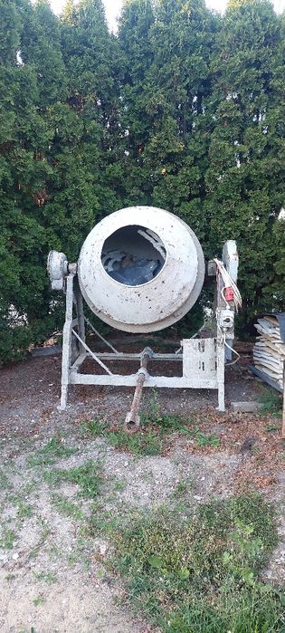 Betoniarka duża 250