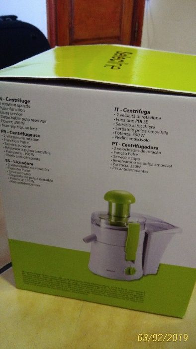 Centrifugadora nova em caixa - Selecline