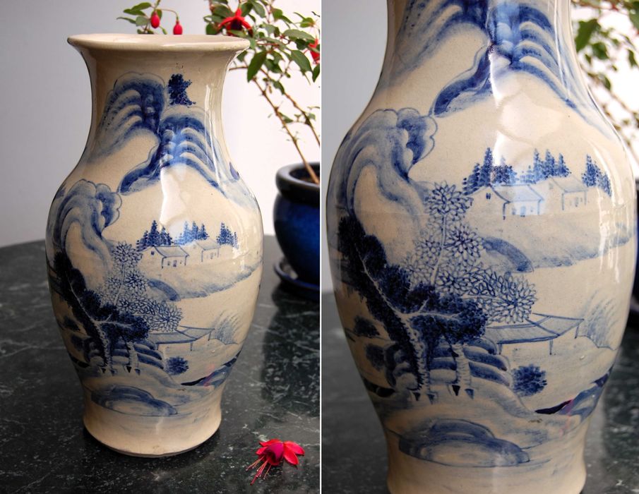 Dona Vietnam, unikat waza kamionkowa, wazon, błękitny pejzaż