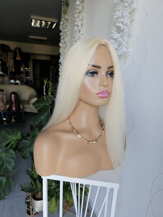 Tupet topper z włosów naturalnych jasny blond 50 cm treska system