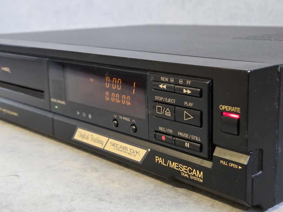 Wideo JVC HR-D 522 A (DK).