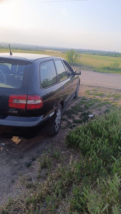 Продам VOLVO V 40