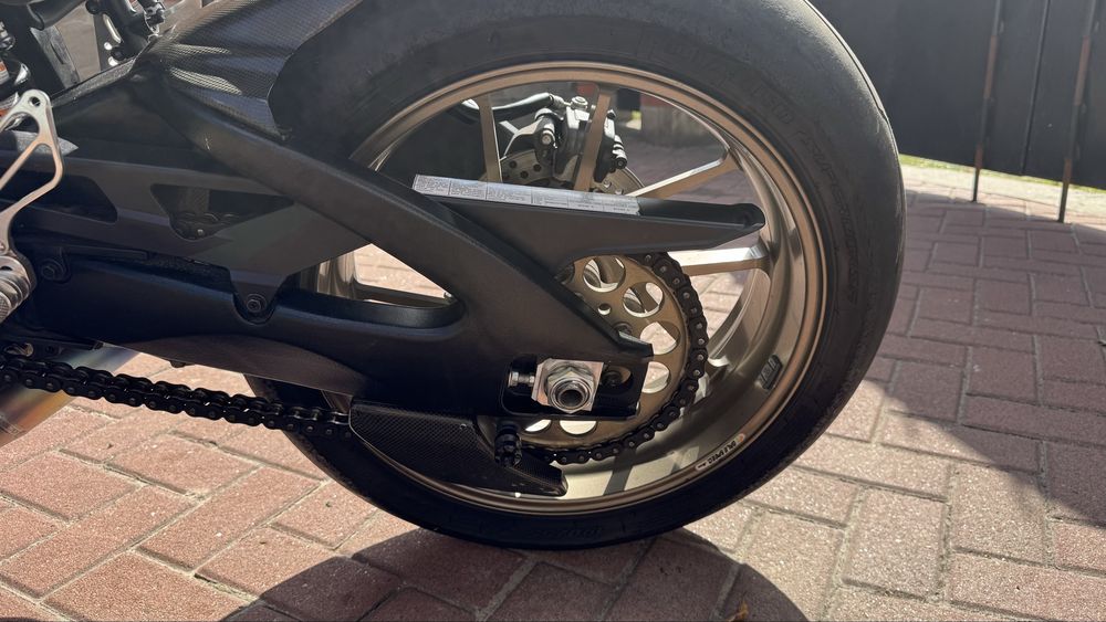 Suzuki GSX-R1000 з Японії