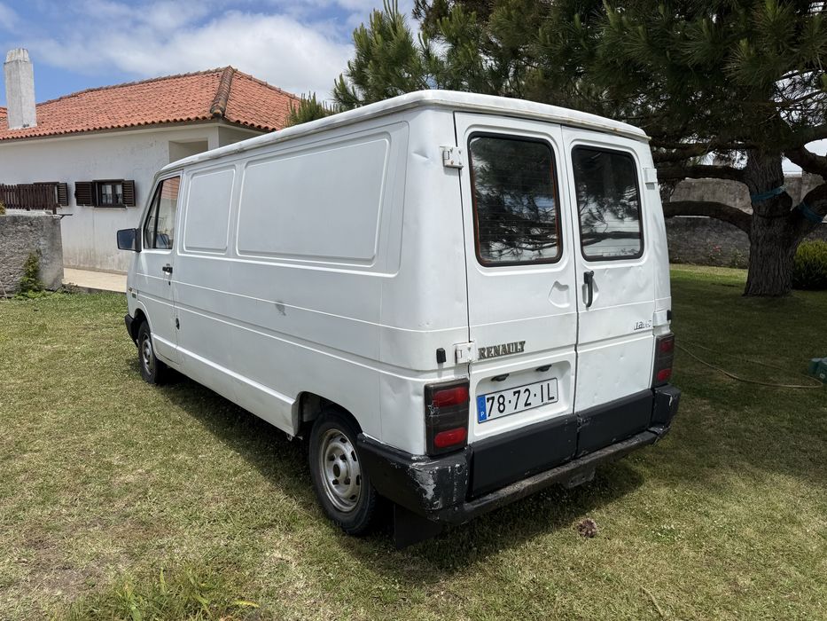 Renault trafic 2.5D (motor iveco) Longa 3 Lug