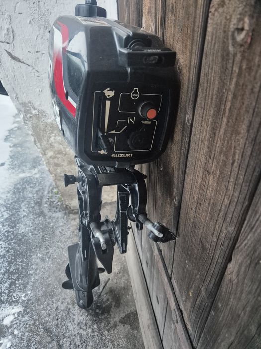 Silnik zaburtowy suzuki 2.2 km stopa S
