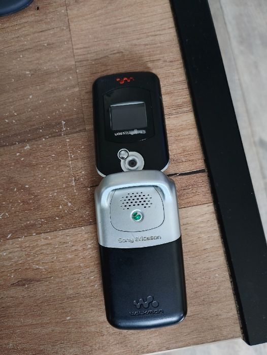 Sony Ericsson W300i