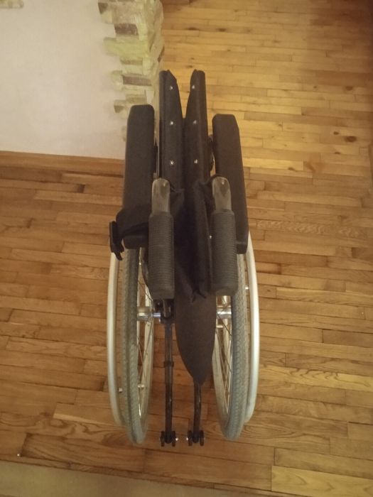 Крісло ,Візок інвалідний новий!