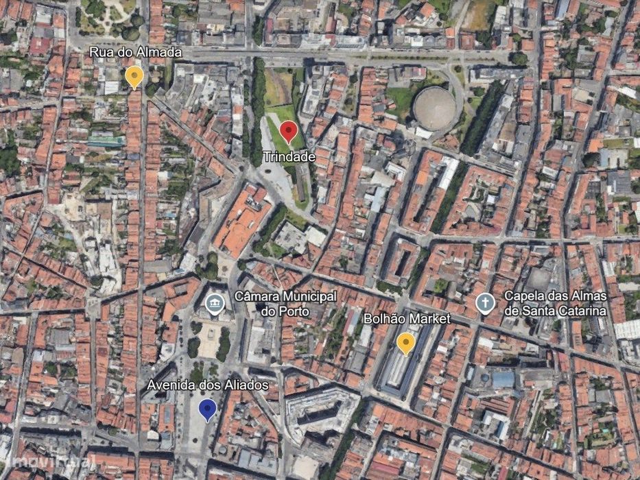 Apartamento T1 duplex para comprar na Rua do Almada - Porto