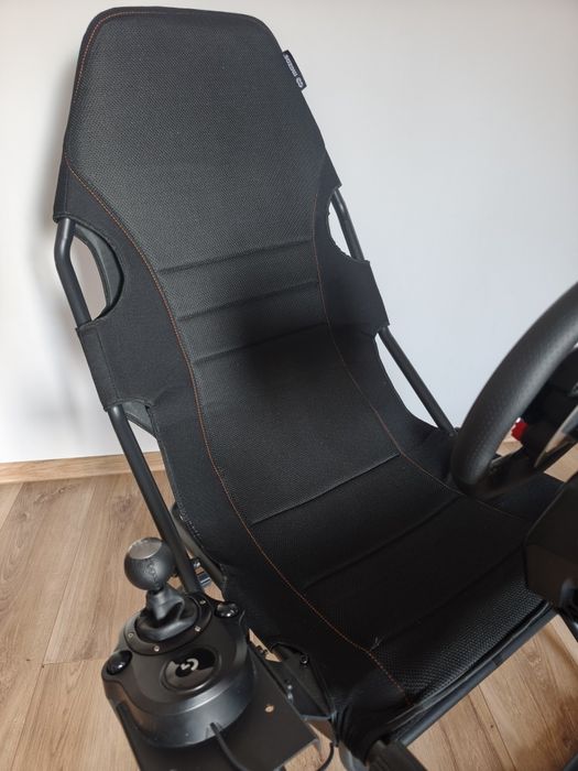 Kierownica Logitech G29 plus fotel Symulator jazdy