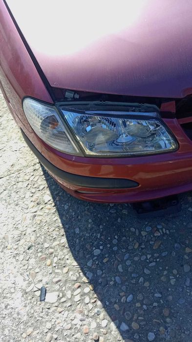 Farolins para Nissan Almera