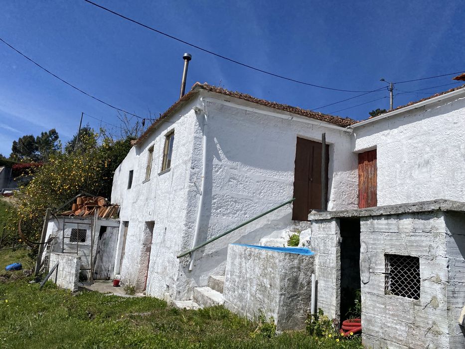 Moradia antiga em Baião