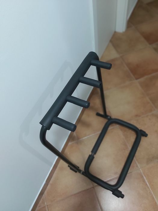 vendo suporte de três guitarras