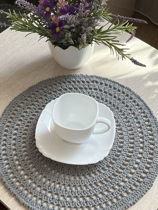 Серветка підтарільник вязана гачком